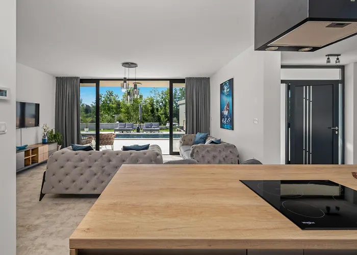 Sunset 2 By 22estates Santalezi