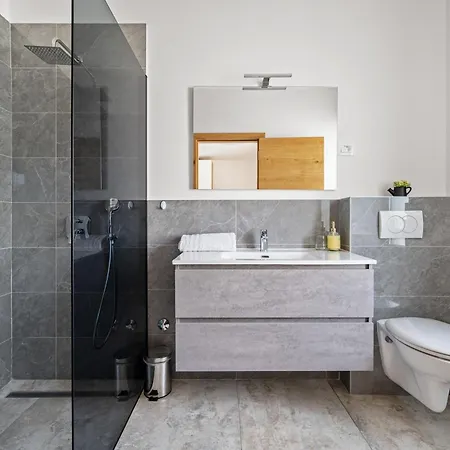 Sunset 2 Villa Santalezi