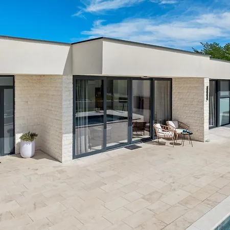 Villa Sunset 2 By 22estates *